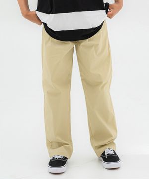 베이직핏 턱 치노팬츠 Beige