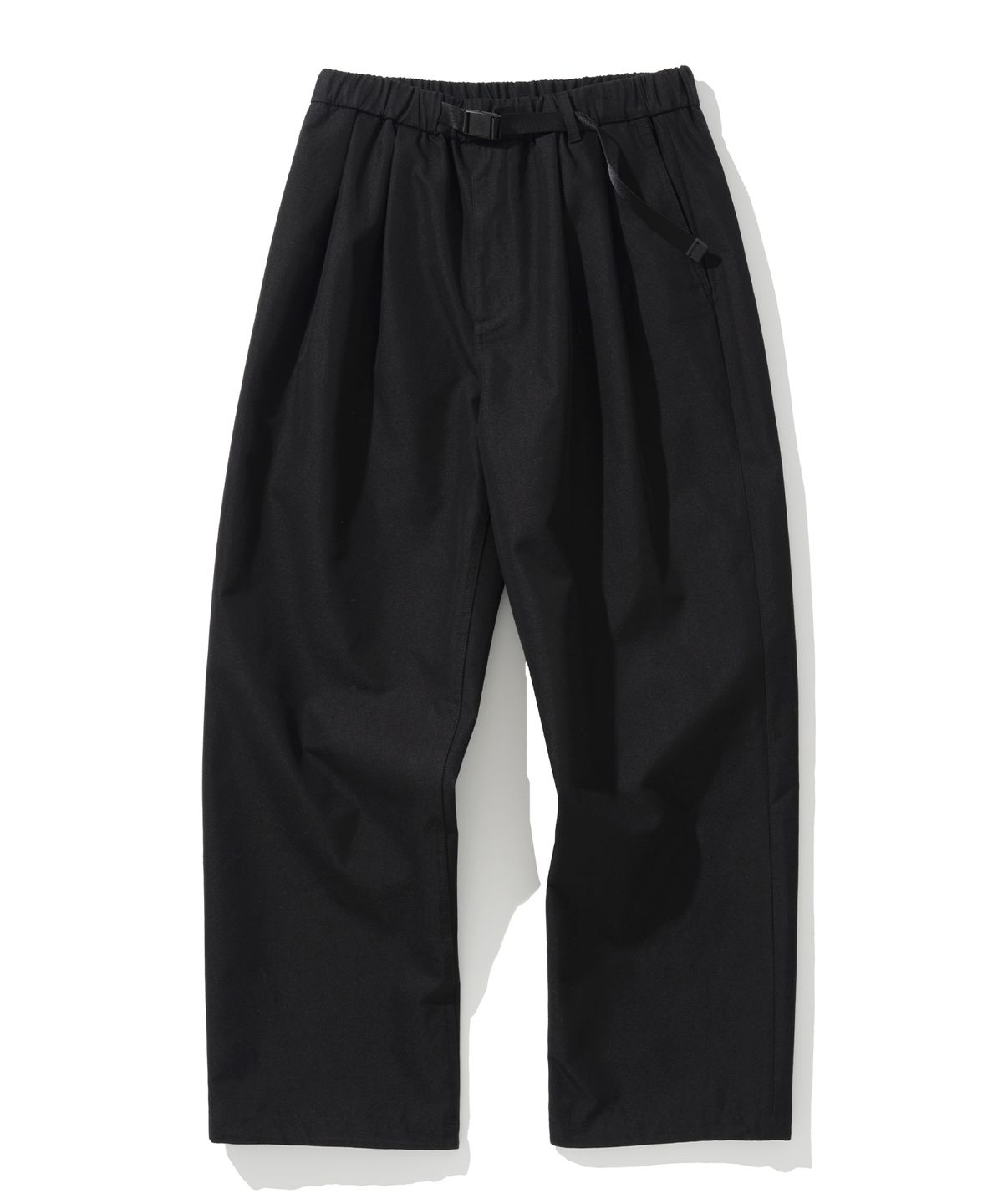 유니폼브릿지(UNIFORM BRIDGE) AE two tuck strap banding pants black