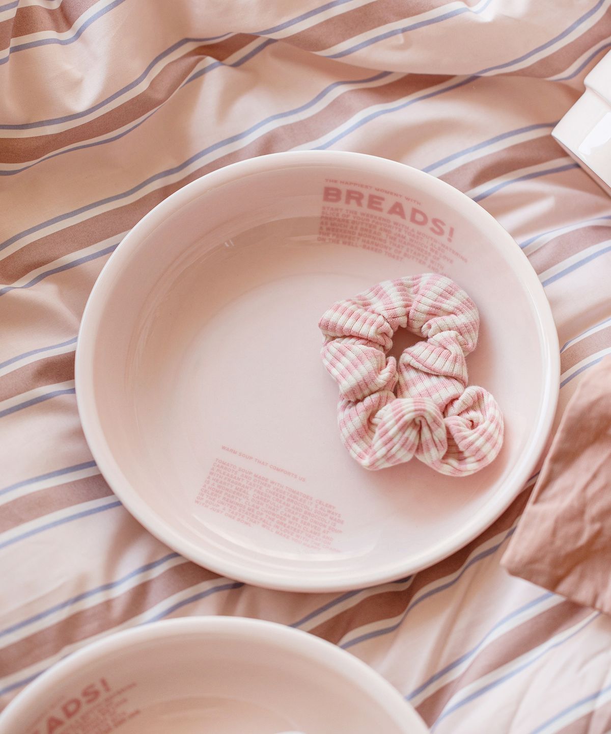 모머위켄드(MOMUR WEEKEND) 브레드 볼