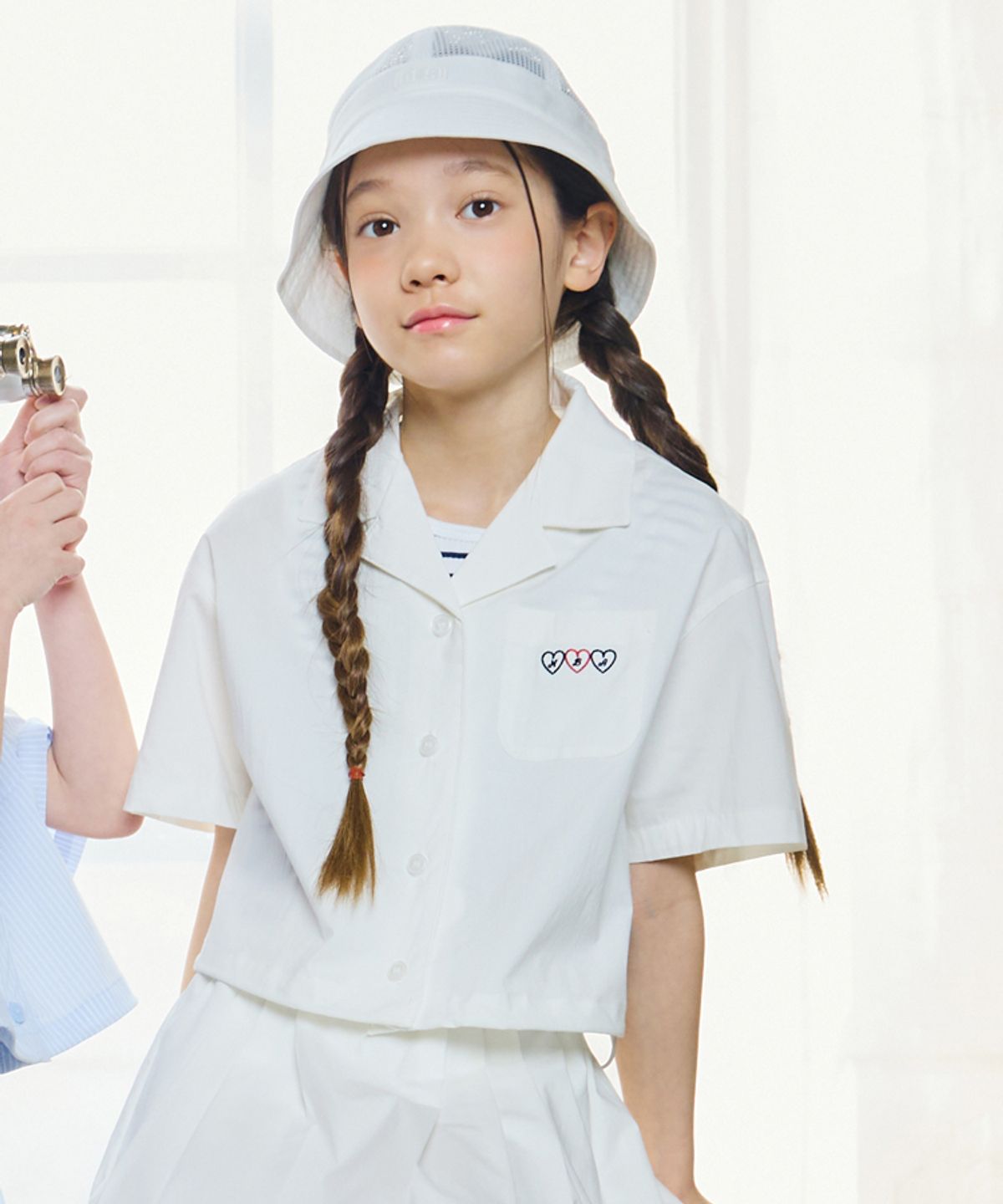 엔비에이 키즈(NBA KIDS) 여아 반소매 크롭 셔츠(K242SH610P) 화이트