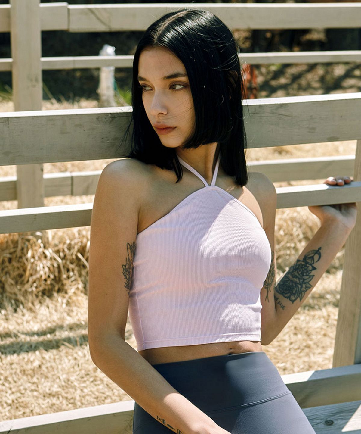 데비웨어(DEVIWEAR) 여성 요가복 DEVI-TS0046-베이비핑크 필라테스 라나 홀터 크롭탑