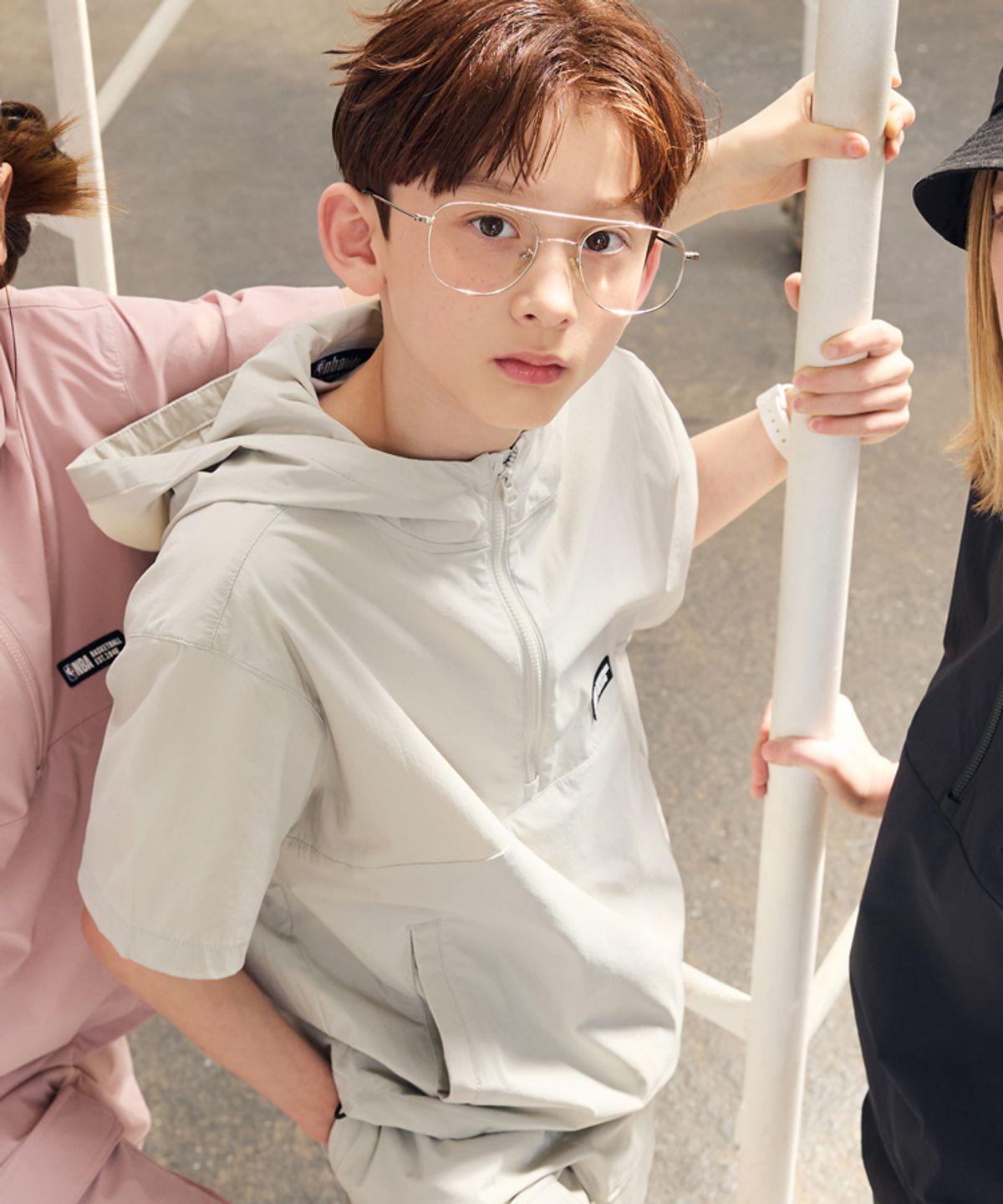 엔비에이 키즈(NBA KIDS) 스티치 반소매 아노락 후디점퍼(K242JP003P) 라이트 카키
