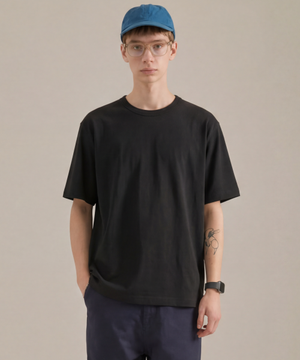 UNI 면16수 릴렉스핏 반팔티셔츠 블랙 LATS0109
