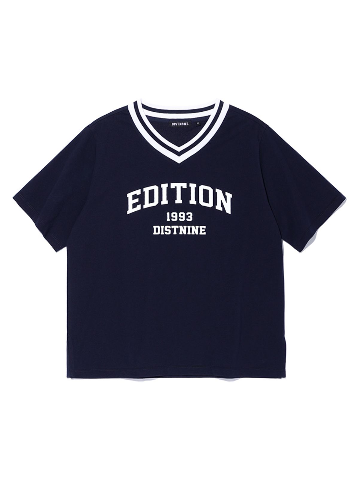 디스트나인(DISTN9NE) 브이넥 에디션 반팔티 DARK NAVY (LO2TF272-067)