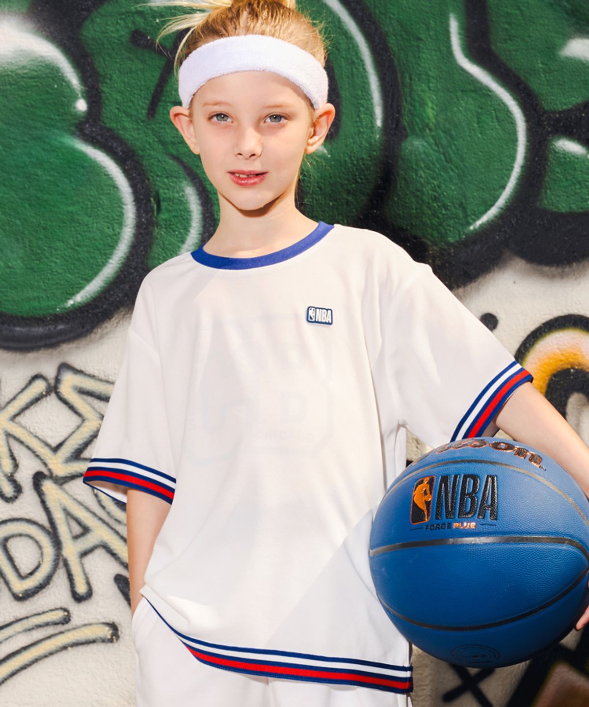 엔비에이 키즈(NBA KIDS) 팀그래픽 폴리 메쉬 반소매 티셔츠(K242TS110P) 오프 화이트