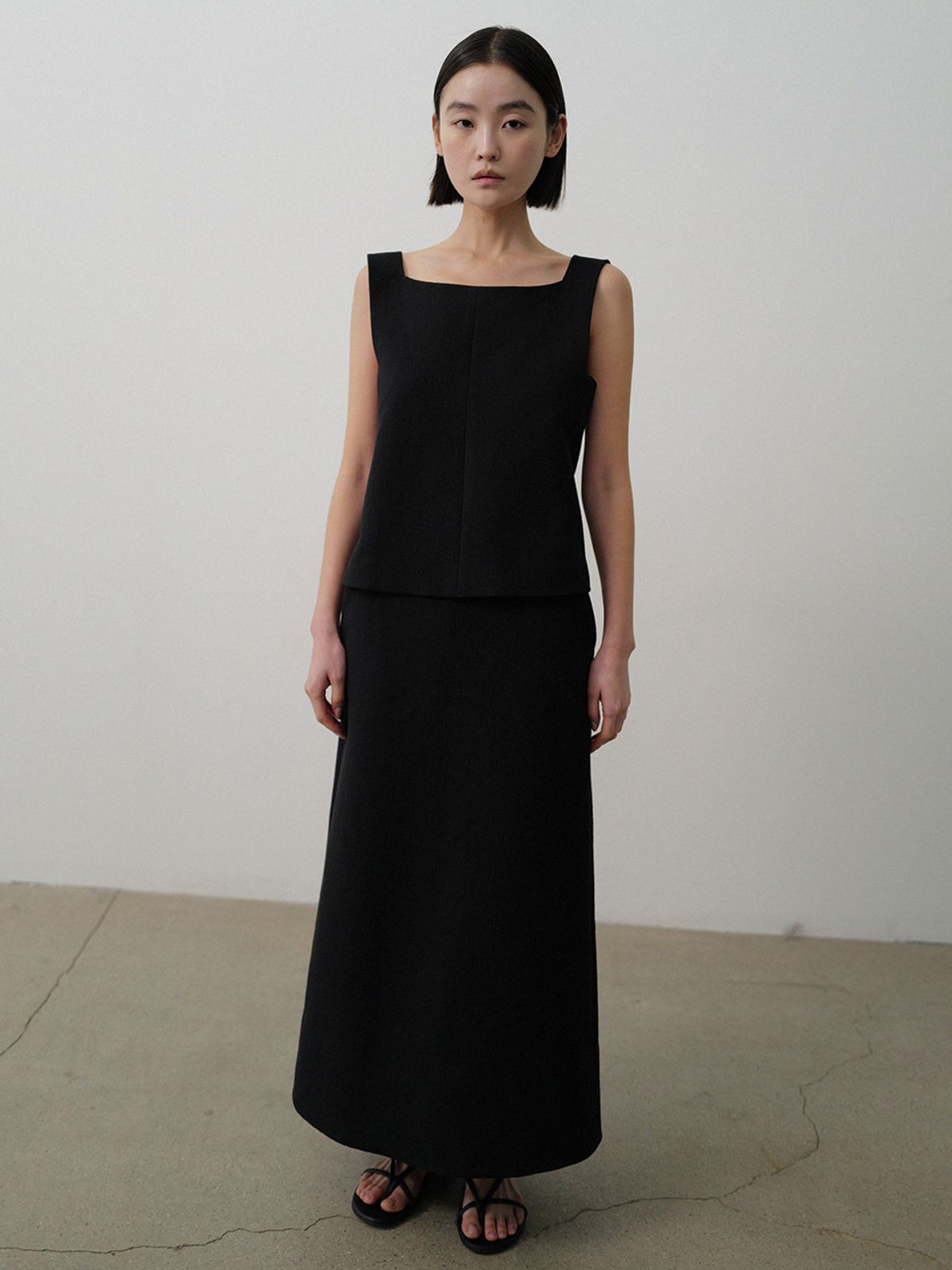레이스(RRACE) Clean Maxi Skirt_Black