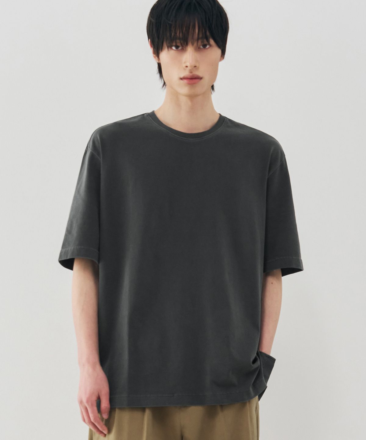 드로우핏(DRAW FIT) 슬레이 피그먼트 워싱 티셔츠 [CHARCOAL]