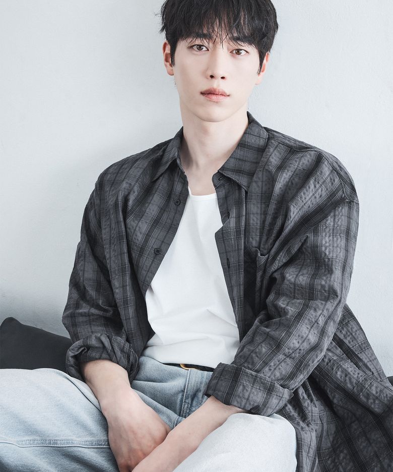[서강준 PICK] 시어서커 스모크 체크 셔츠 [CHARCOAL]