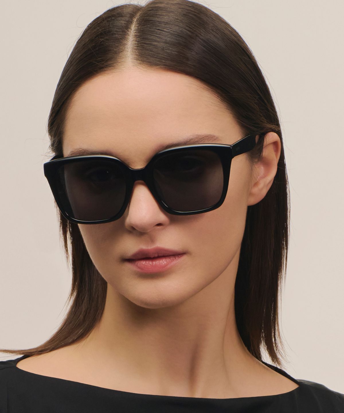 카린(CARIN) 셀리 C1