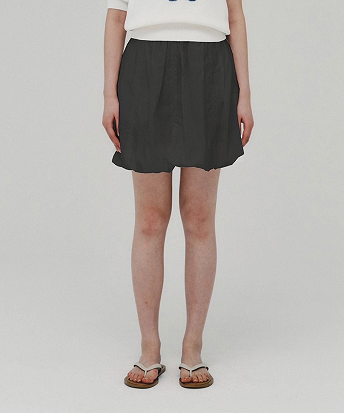 아위(AHWE) Balloon Skirt_BLACK