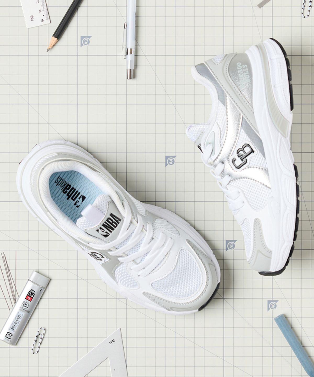 엔비에이 키즈(NBA KIDS) 리플렉션 러닝 스니커즈(K245AS305P) 실버