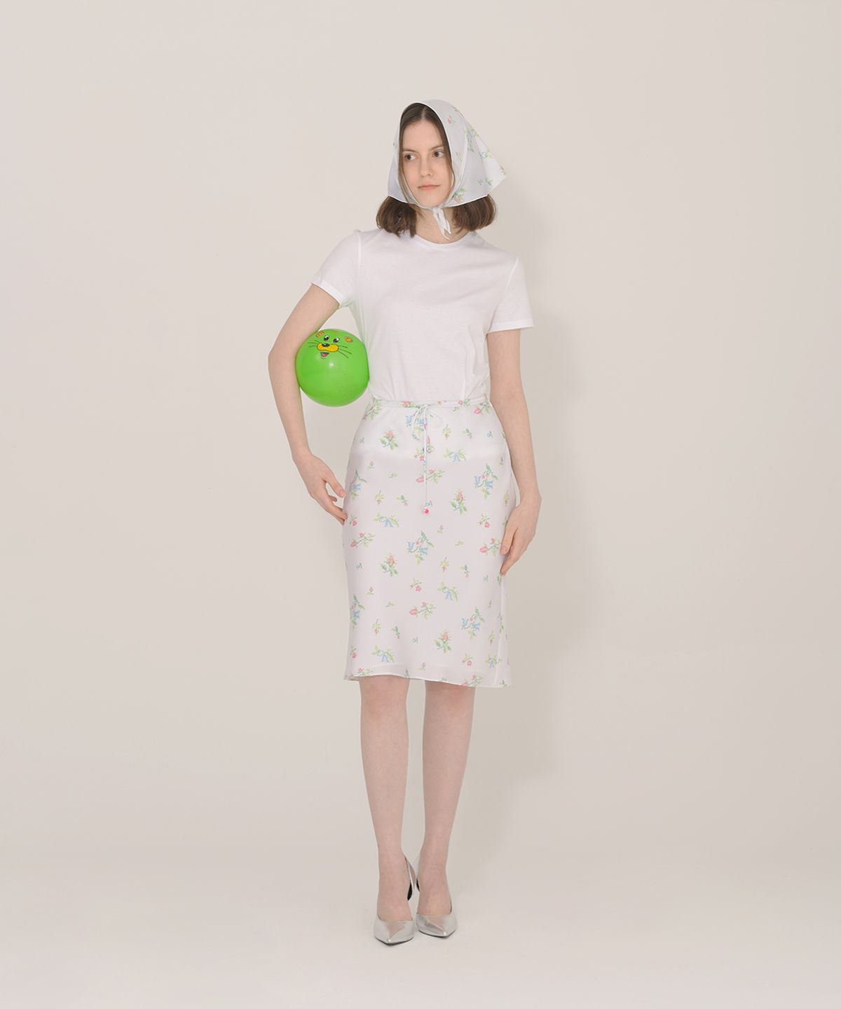 아이스가든에이오공팔(ICE GARDEN A.508) Cross-stitch Floral Print Skirt