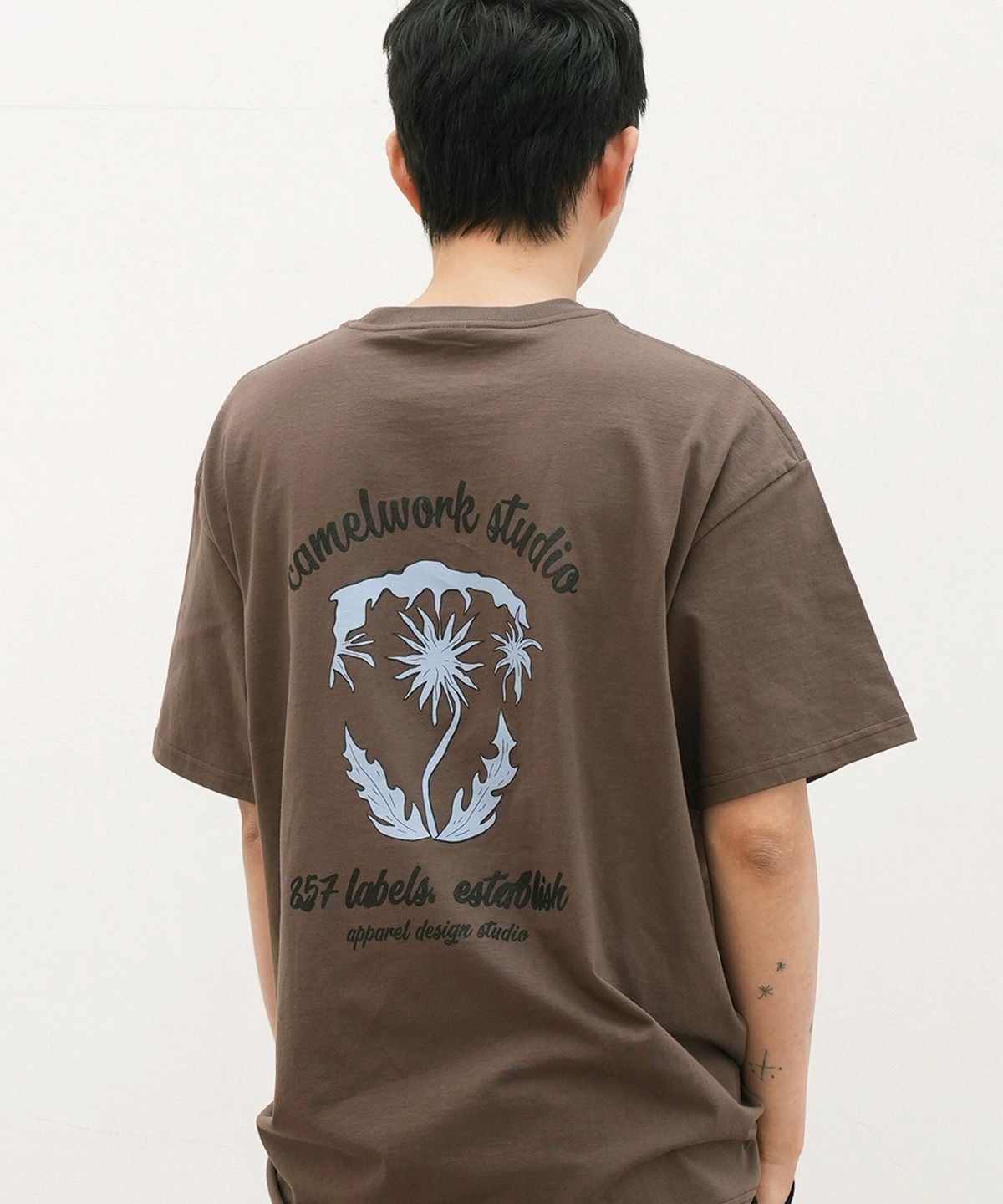 카멜워크(CAMEL WORK) 뉴 플랜트 반팔티셔츠(브라운)