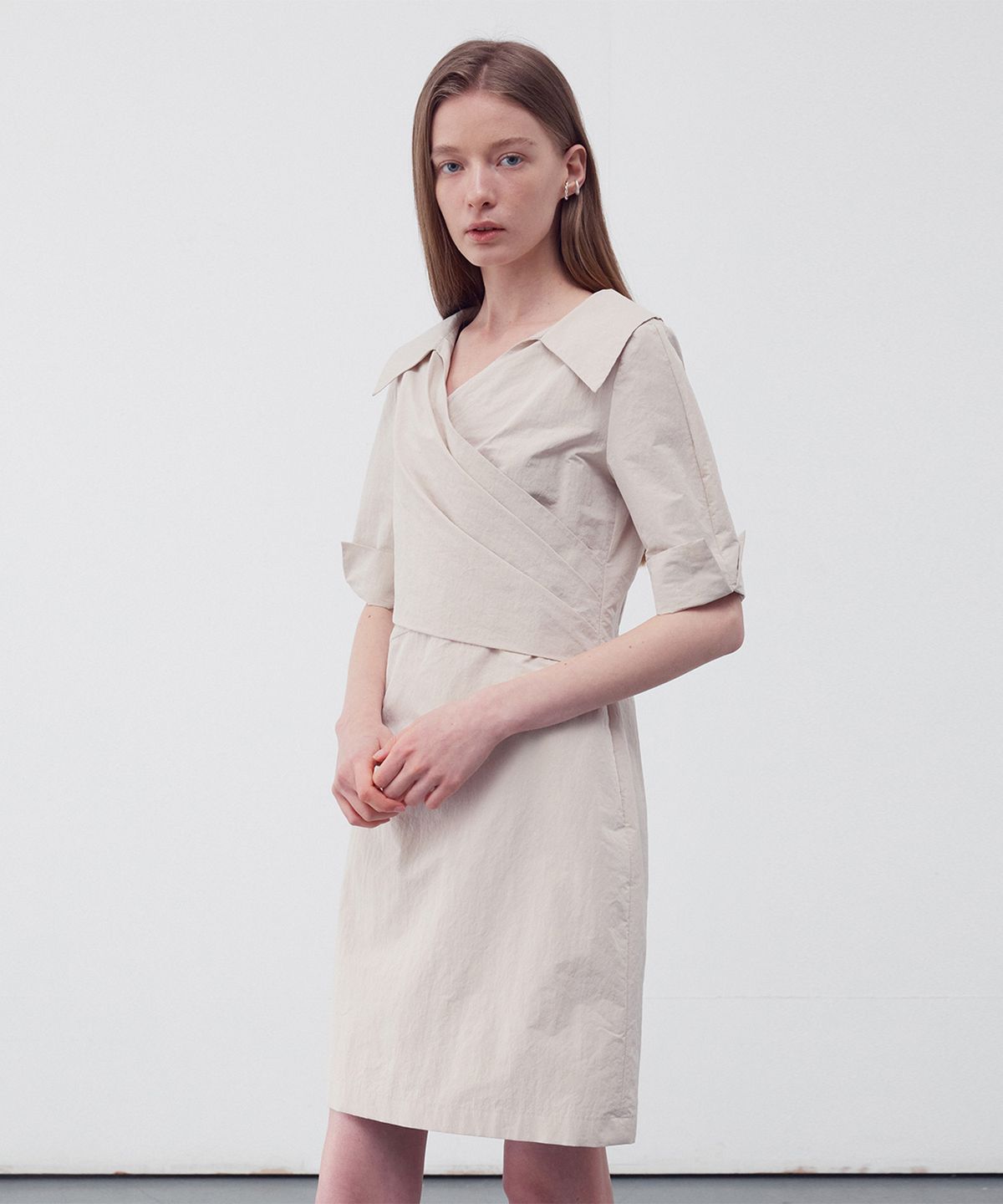 리이(RE RHEE) DRAPED WRAP SHIRT DRESS