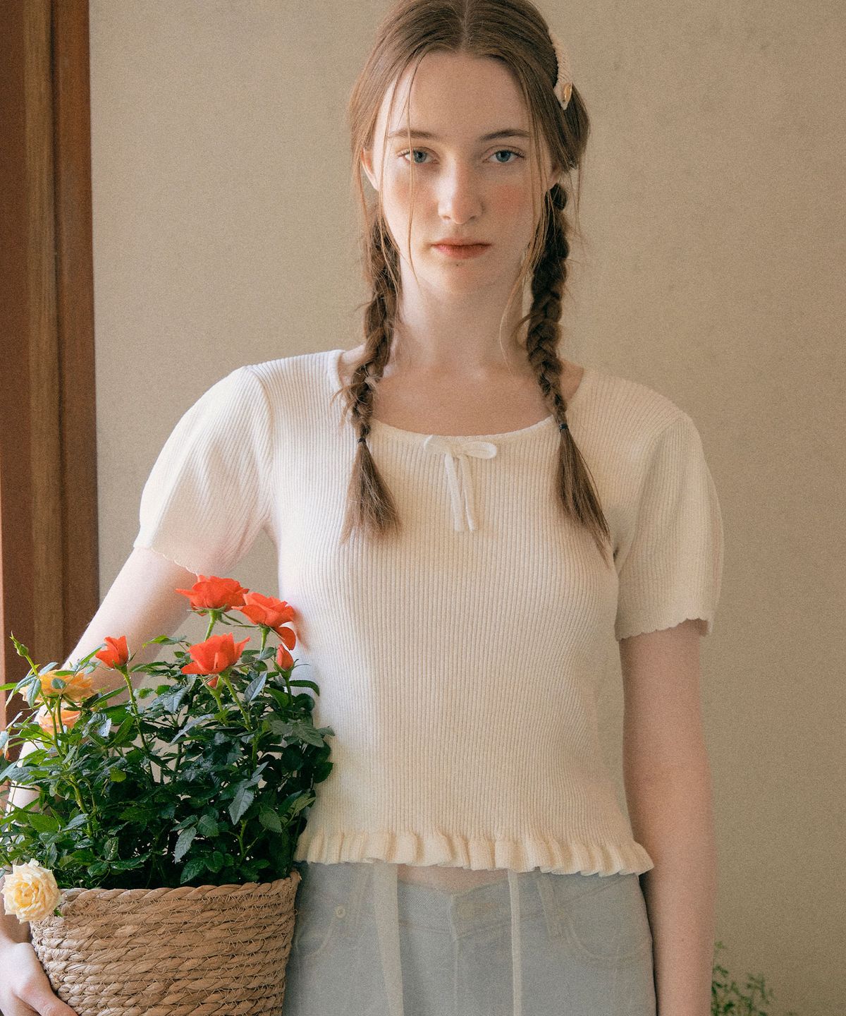 로라로라(ROLAROLA) FRILL RIBBON KNIT WHITE