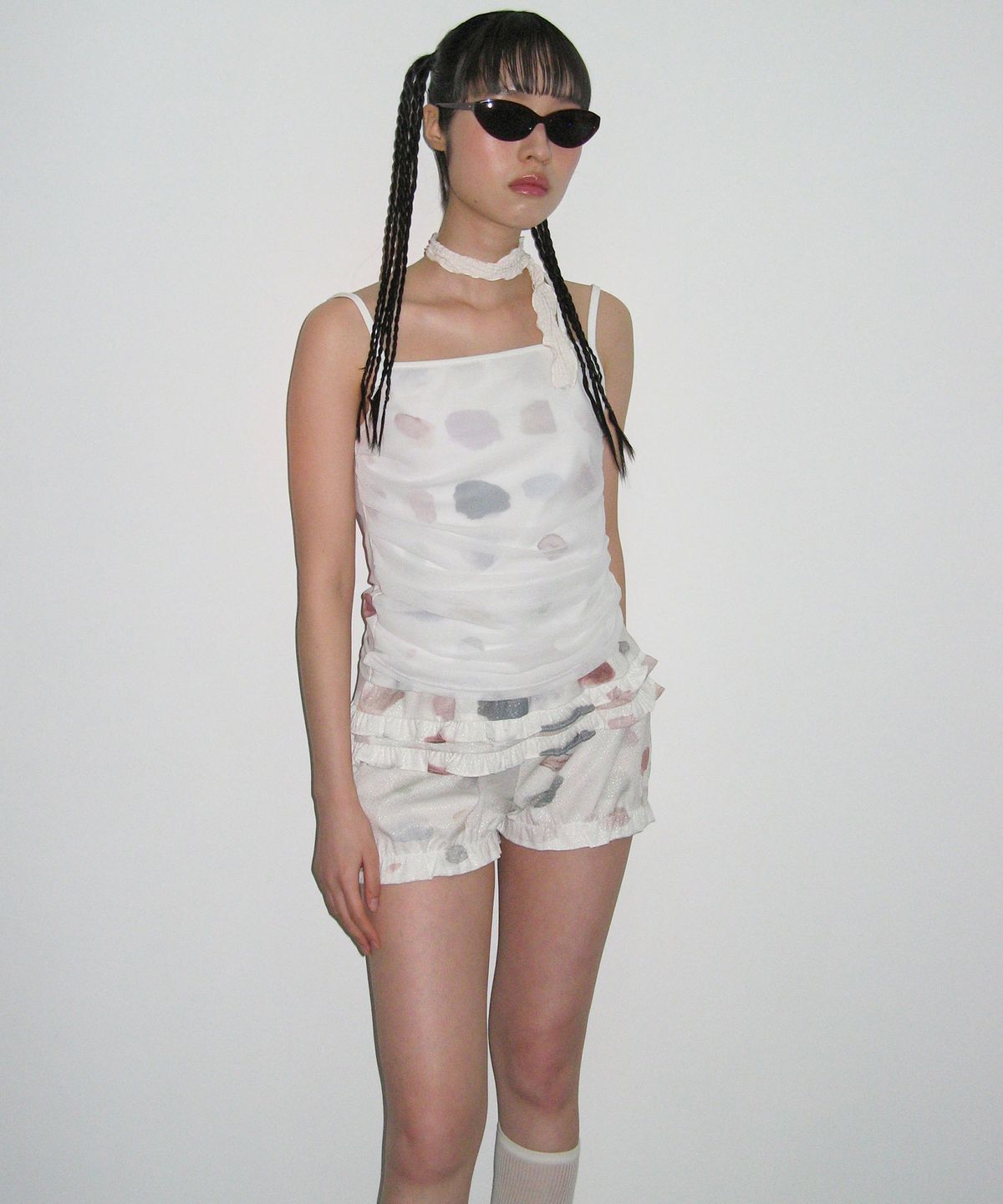 타입서비스(TYPESERVICE) Gem Ruffled Shorts [Off White] - 사이즈 & 후기 | 무신사