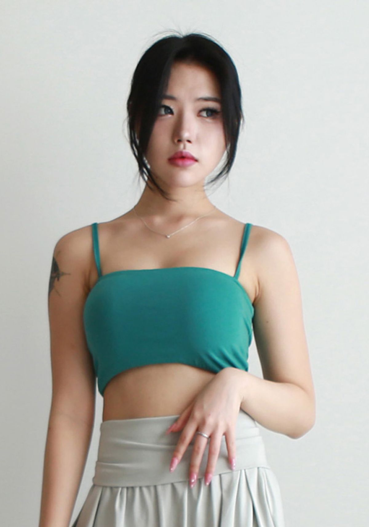 프라나 물라(PRANAMOOLA) 우르드바 튜브 탑-그린