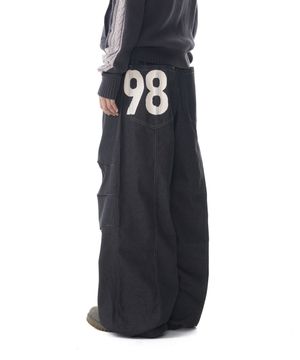 98 Printed Knee Pin-tuck Denim Pants (Black)