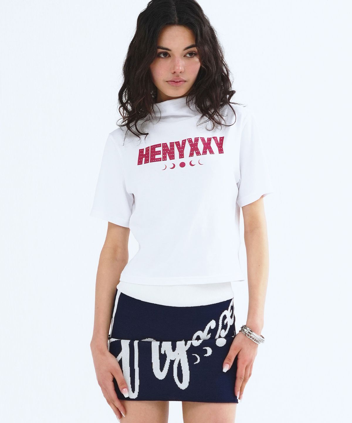 엔와이엑스엑스(NYXX) HENYXXY MOCKNECK TEE WHITE