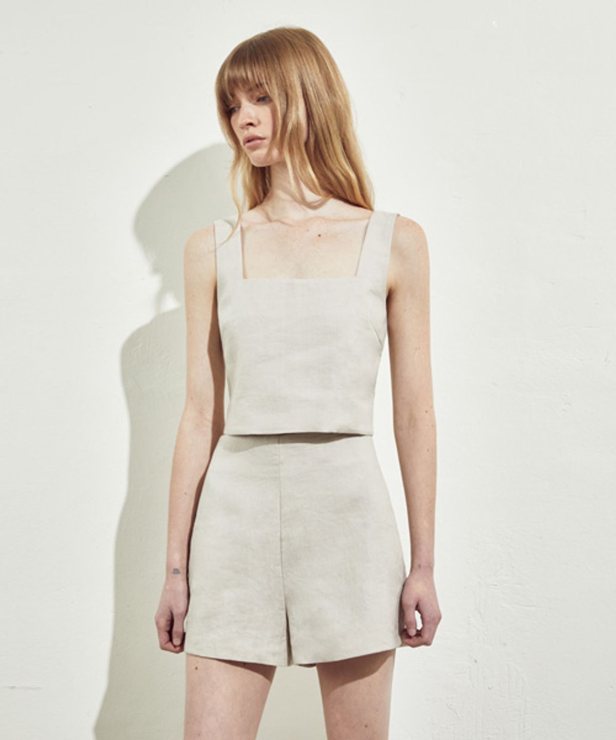 리디피(RIDIFI) LINEN CROP TOP_BEIGE