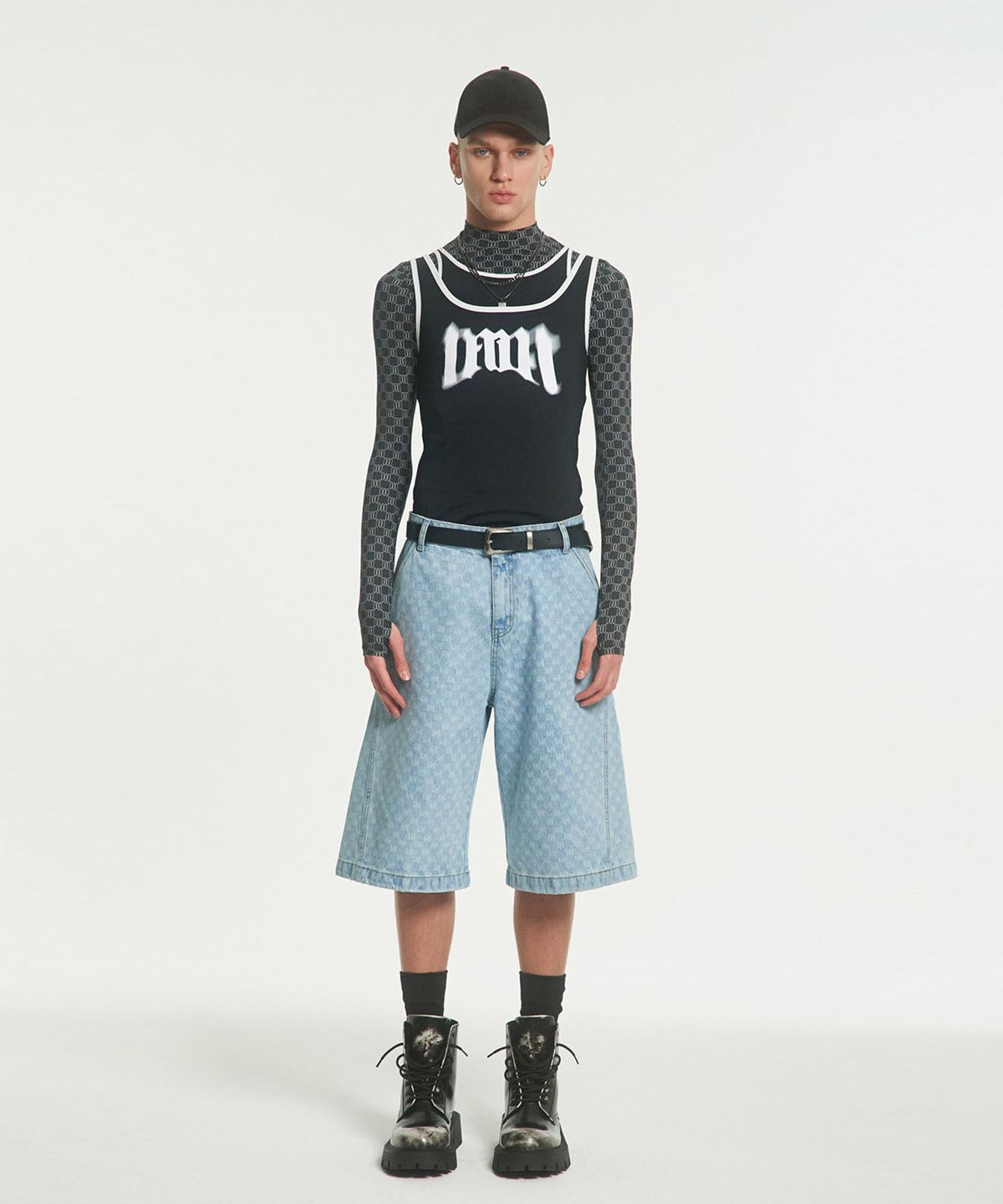 메아(MEA) LOGO ALL OVER SHORTS [BLUE]