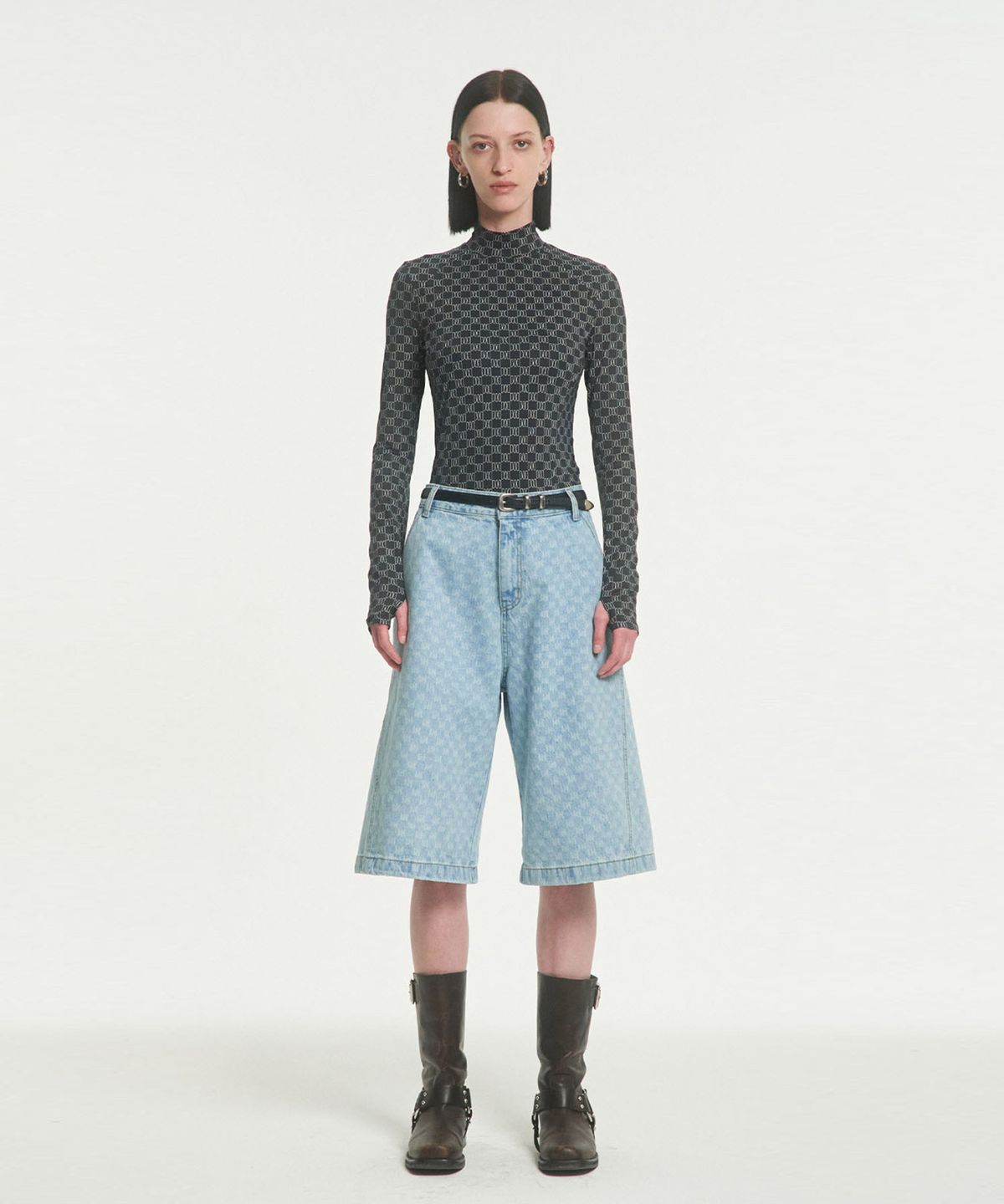 메아(MEA) ALL OVER SLIM TOP [BLACK]