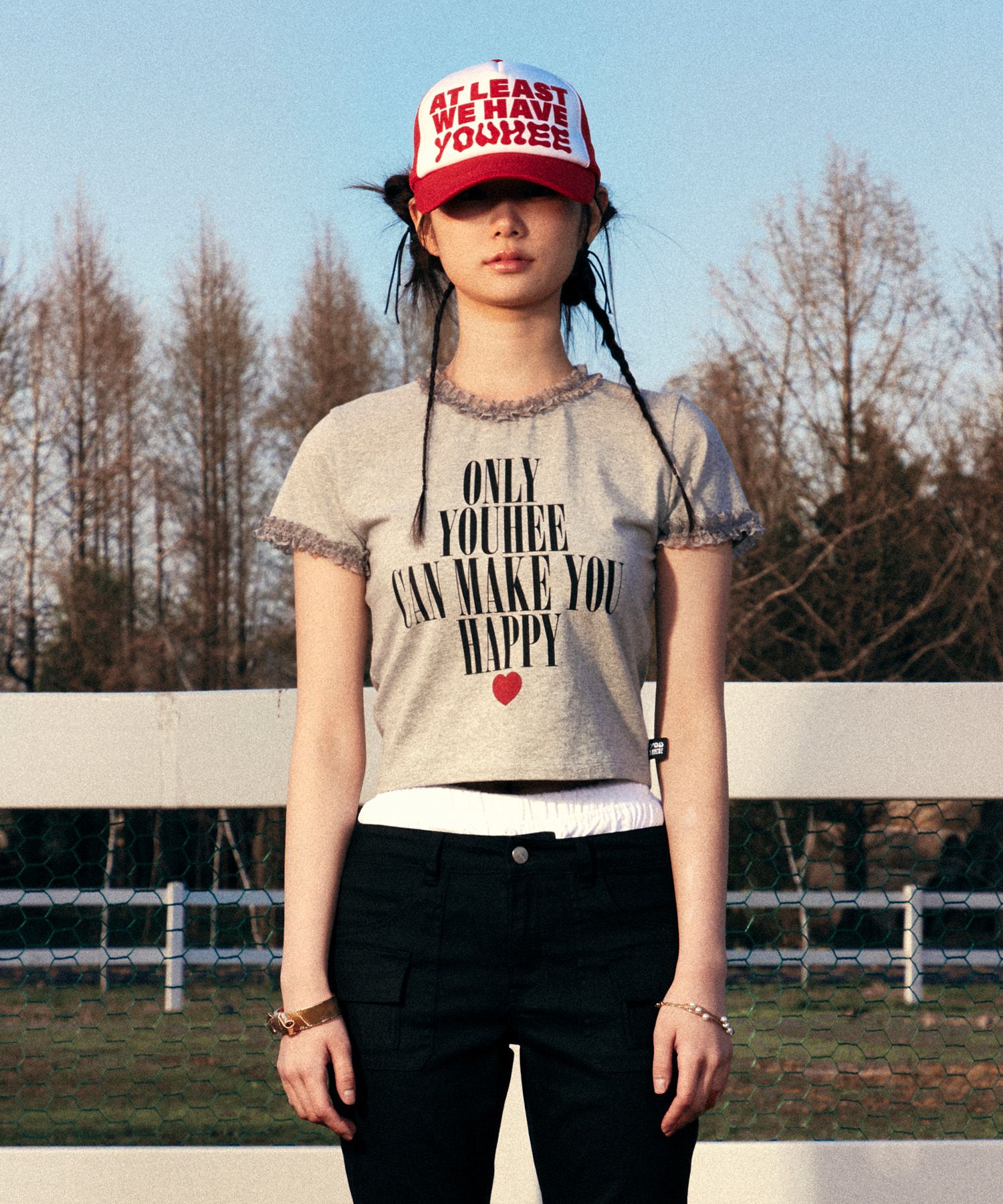 【YOUHEE】LACE TRIMMING LETTERING T-SHIRTS MELANGE GREY MUSINSA | YOUHEE LACE LETTERING BABY T-SHIRTS MELANGE GREY