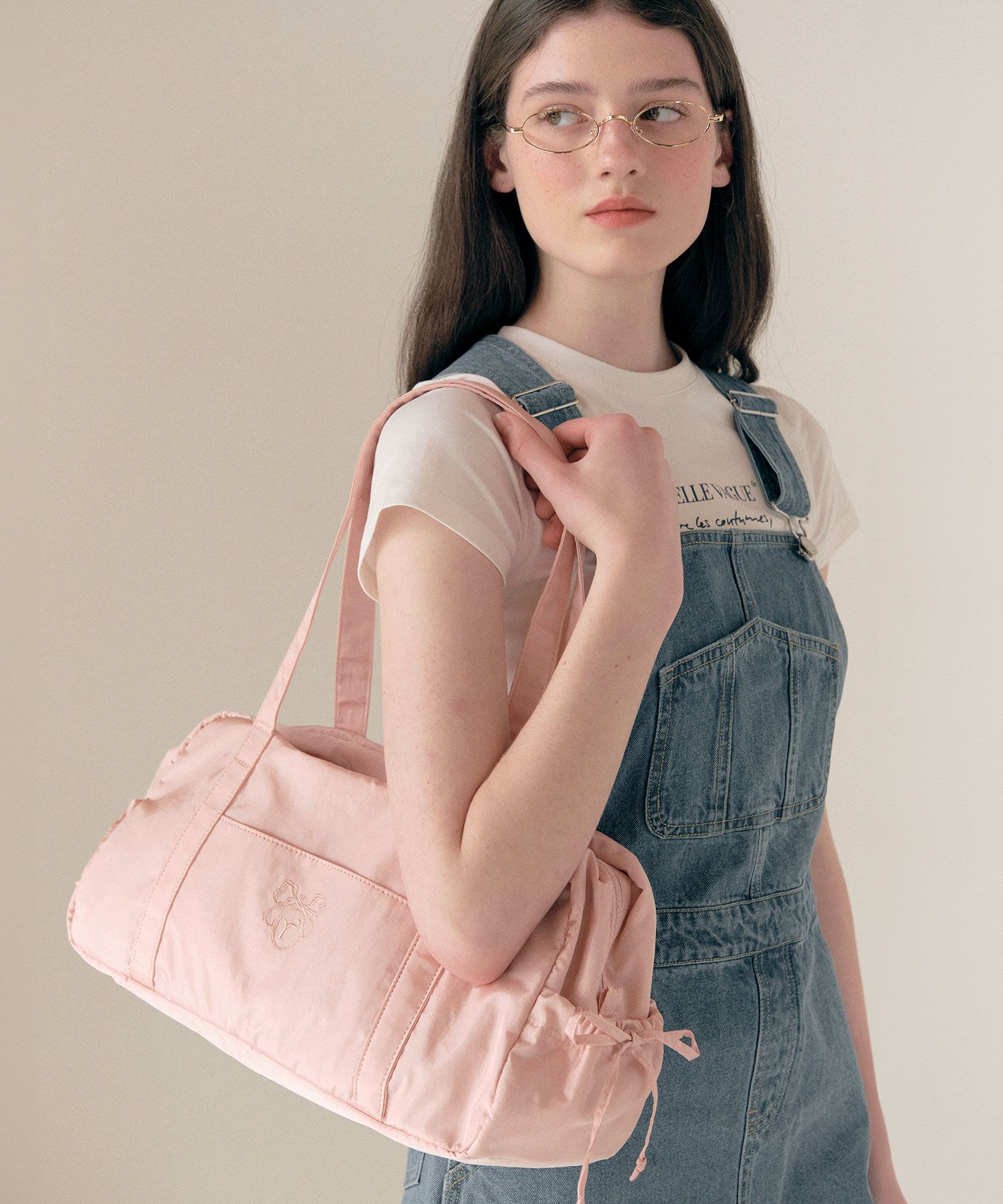 ★送料・関税込★ROLAROLA★ROLA RIBBON DUFFLE BAG★バッグ★ MUSINSA | ROLAROLA ROLA RIBBON DUFFLE BAG PINK