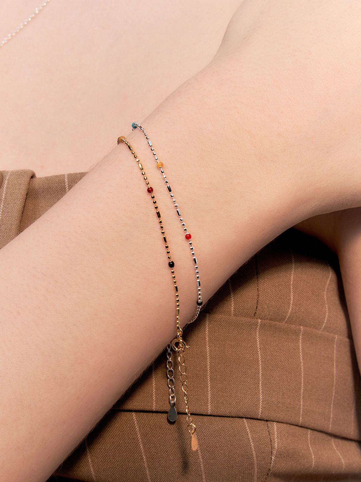 헤이(HEI) colorful bean chain bracelet