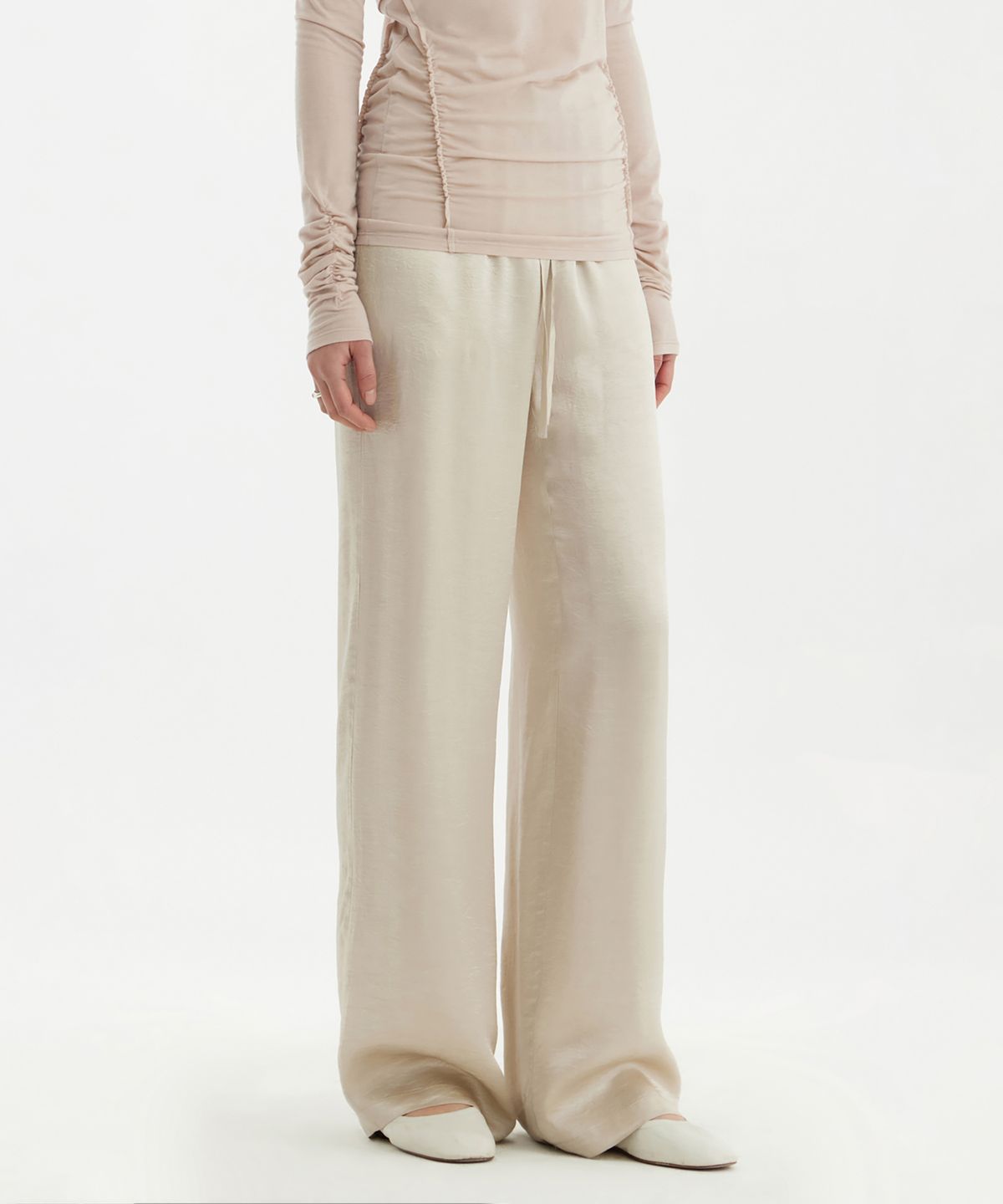 유스(YOUTH) Fluid Straight-Leg Pants - Light Beige