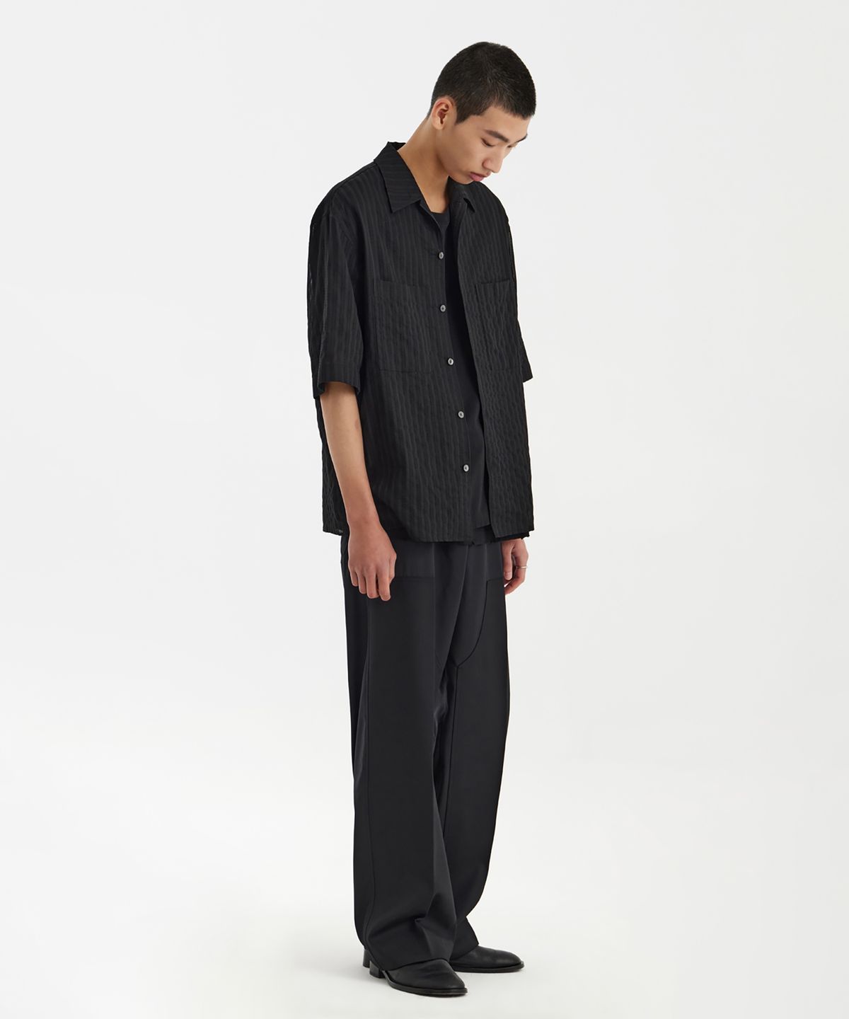 유스(YOUTH) Convertible Collar Half Shirt - Black