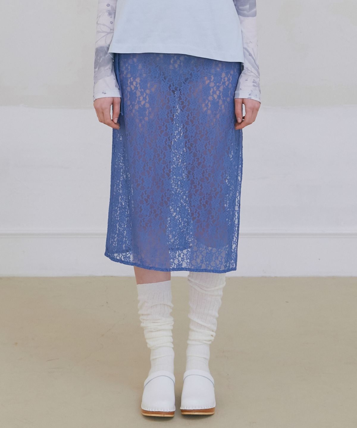포에브(POEV) Floral Lace Layered Skirt - Dusty Blue