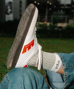 SANTOS (OFF WHITE/GREY/RED)