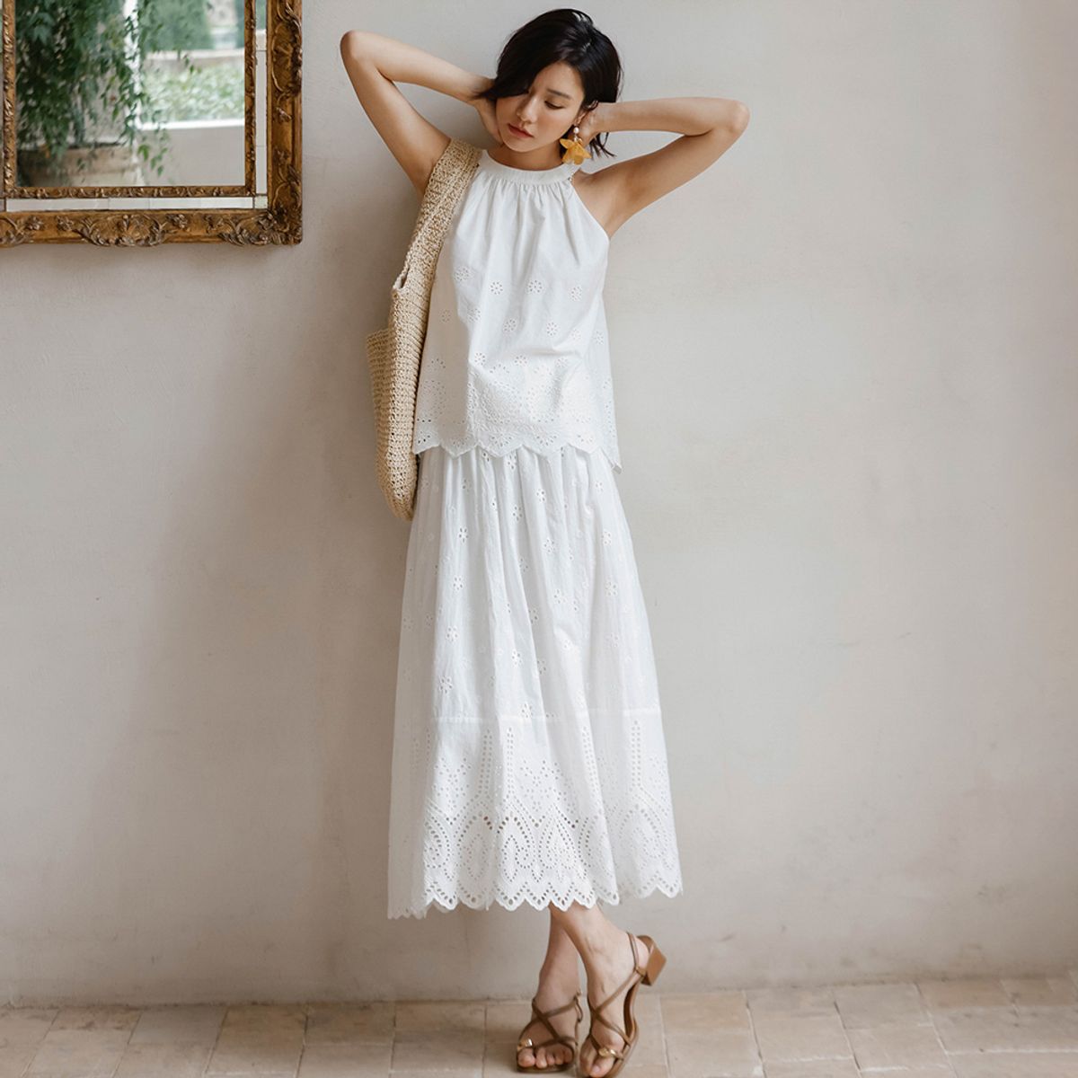 랭썬(LANGSON) LS_White hollow out crochet skirt