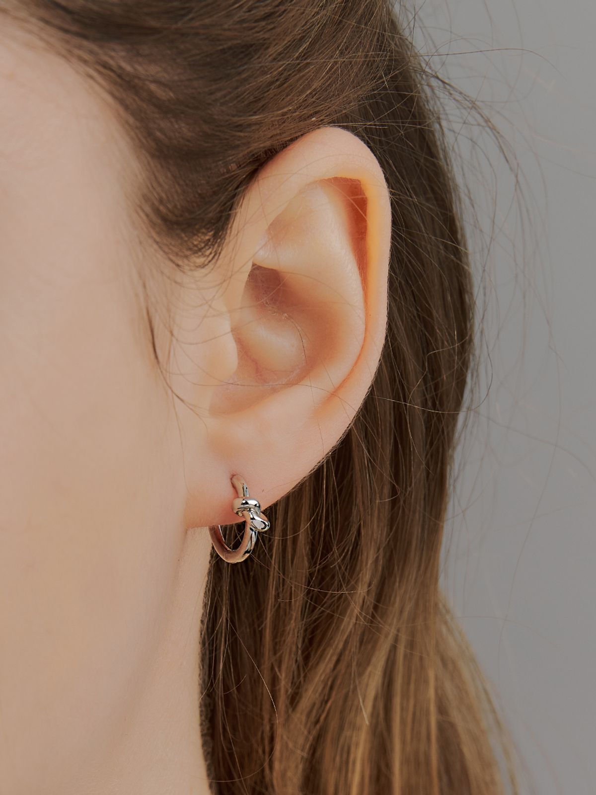 헤이(HEI) knot one-touch earring