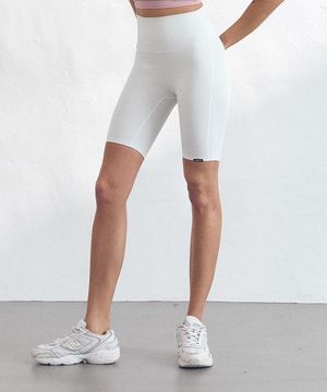 CLWP3013 텐션 업 바이커 쇼츠 아이보리