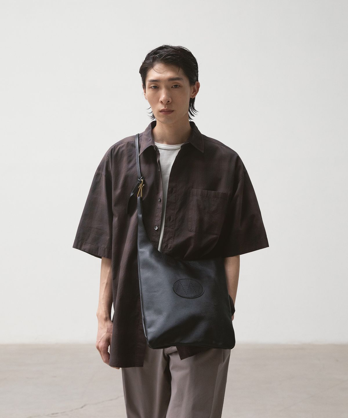 어나더 오피스(ANOTHER OFFICE) Reverb Ombre Shirt (Brown - Ombre)