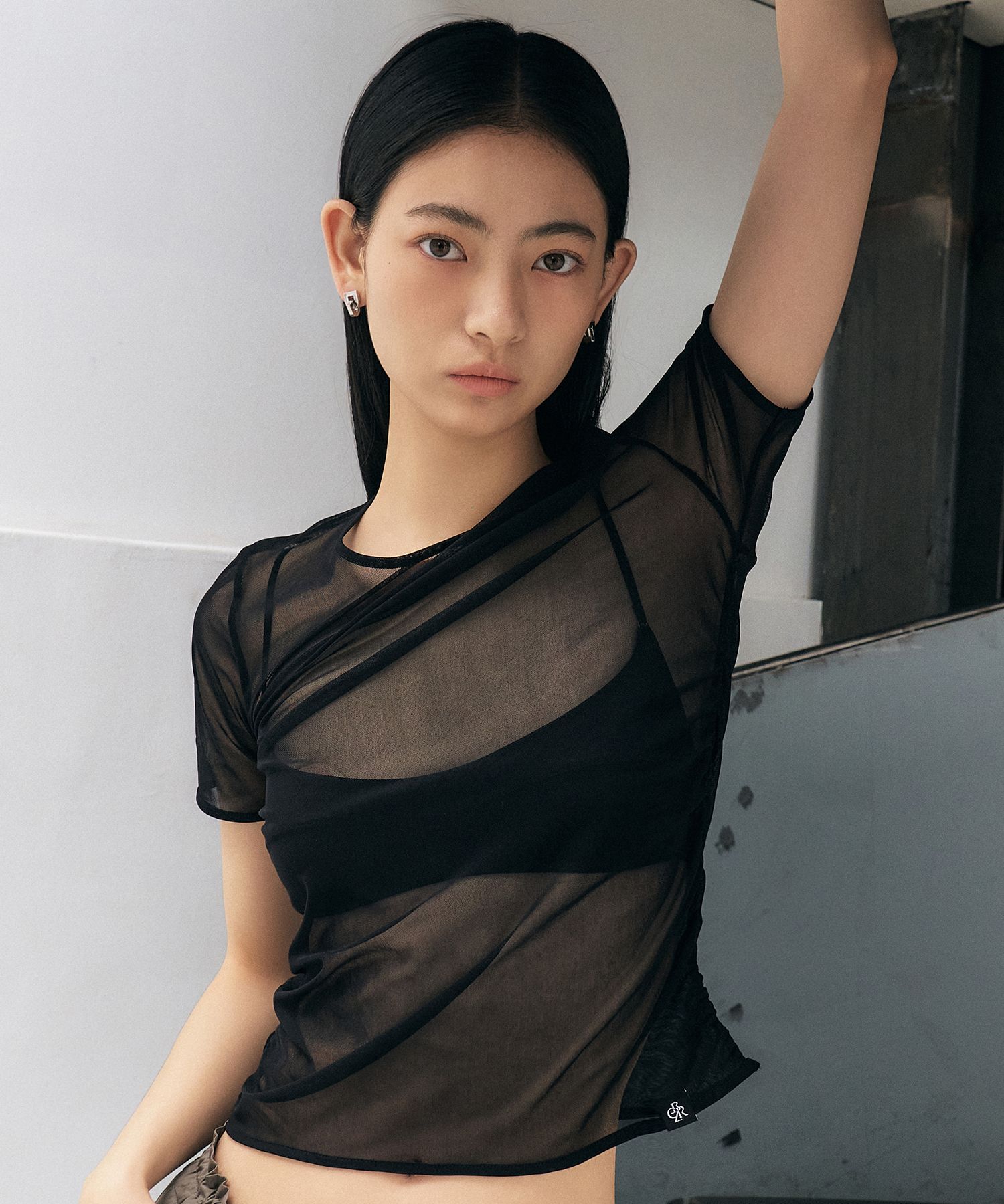 Tシャツ・カットソー citybreeze Mesh shirring short sleeve t-shirt_BLACK MUSINSA公式 | CITYBREEZE WOMAN Mesh shirring short-sleeved T