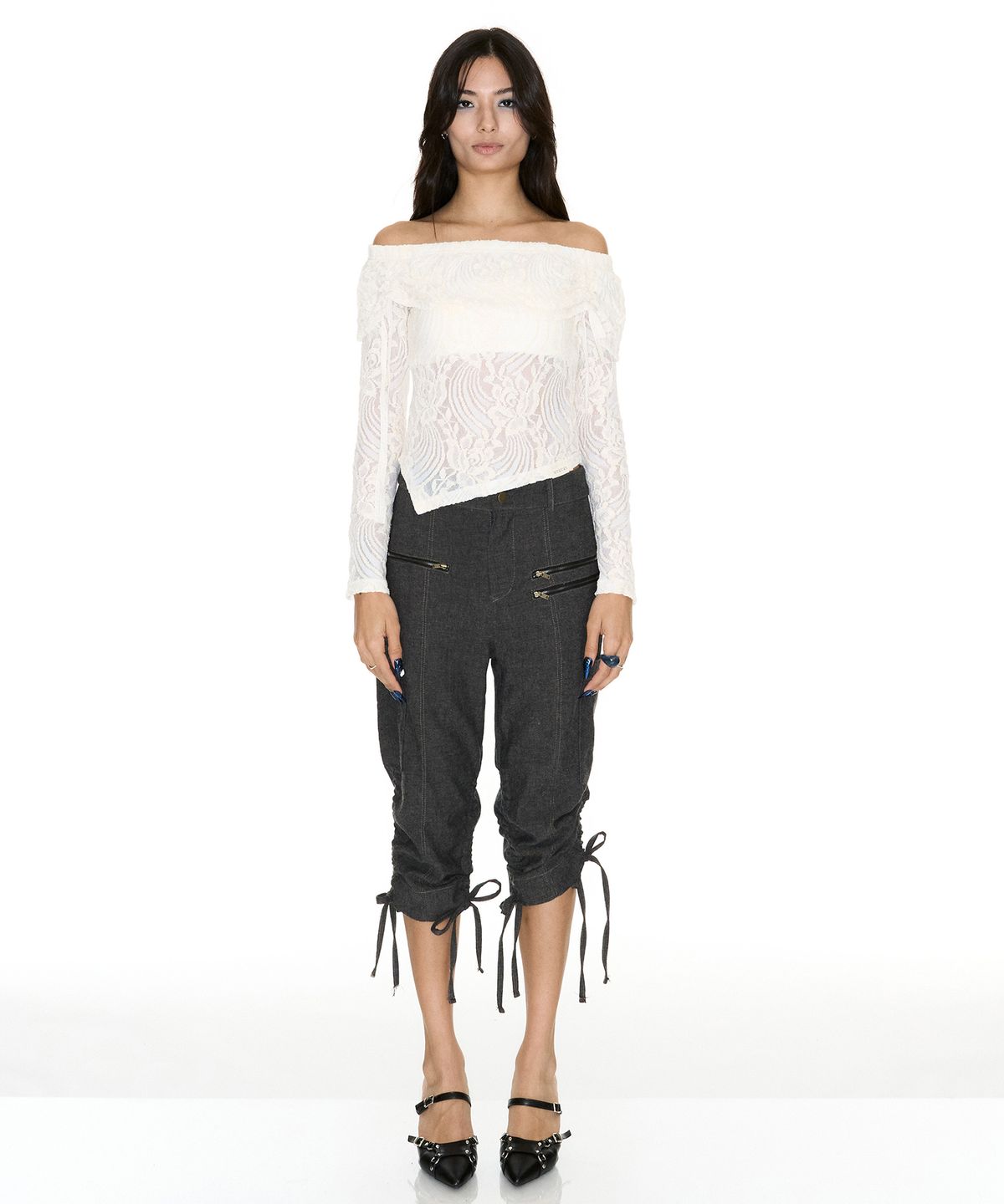 쎄쎄쎄(SETSETSET) CARGO SHIRRING CAPRI PNATS WITH SEASHELL BLACK