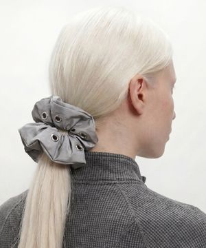 아일렛 스크런치 머리끈 SCRUNCHIE / MID / EYELET / WS / SILVER