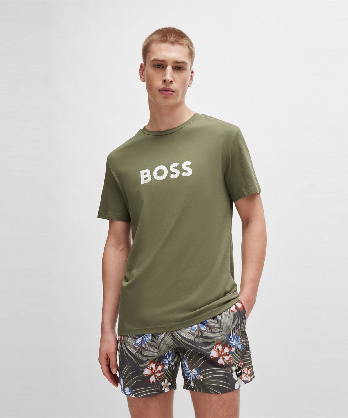 보스(BOSS) 로고 반팔 티셔츠 레귤러핏 50503276_250