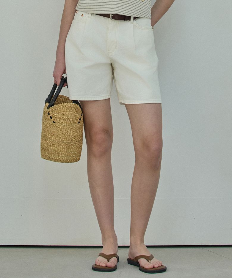 1-Tuck Denim Bermuda Pants_2Color