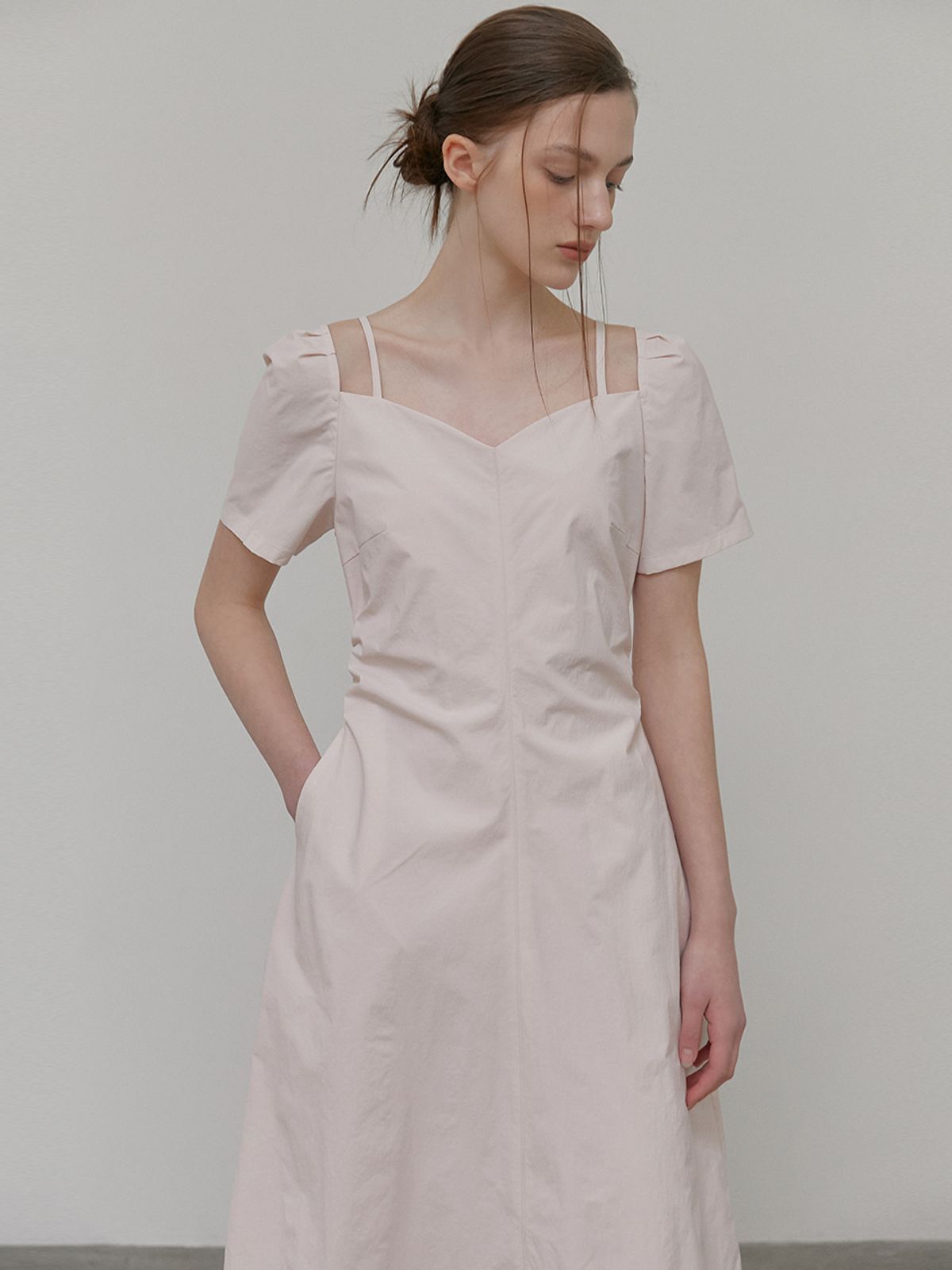 에트몽(ETMON) Heart Strap Shirring Dress, Pink