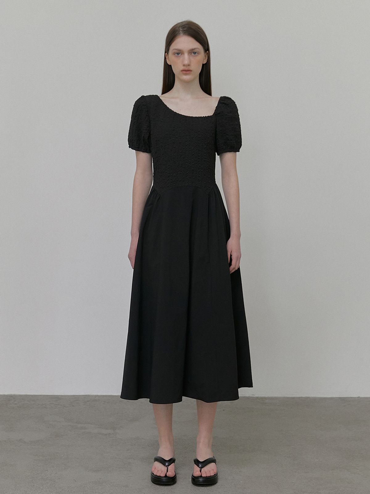 에트몽(ETMON) Texture Shirring Dress, Black