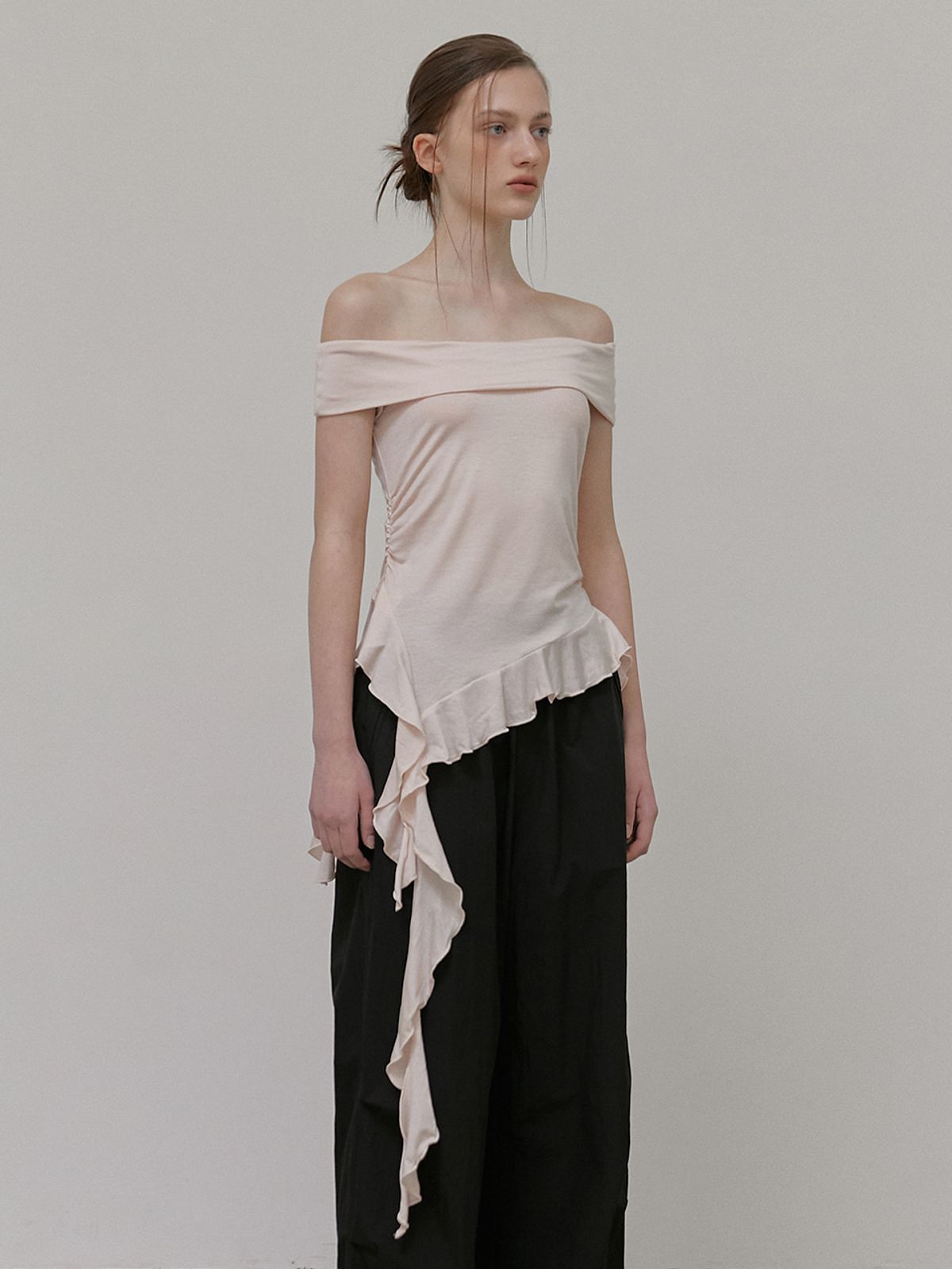 에트몽(ETMON) Frill Off Shoulder T-Shirt, Pink