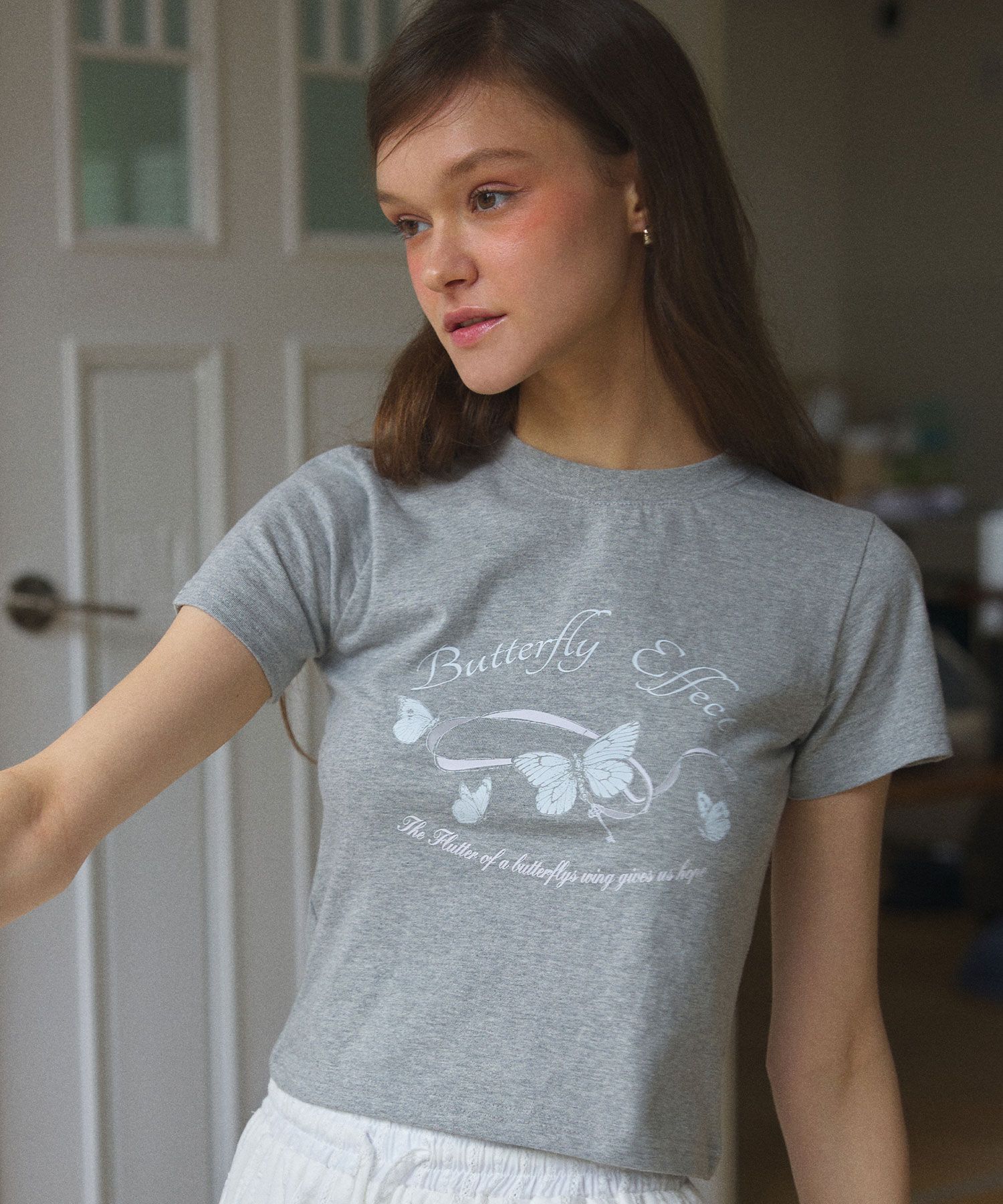 【韓国LETTER FROM MOON】Butterfly Ribbon Crop T-Shirt MUSINSA | LETTER FROM MOON Butterfly Ribbon Crop T-Shirt