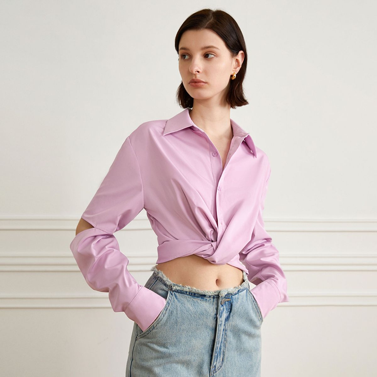 와이와이아이엠(YYIAM) YY_Simple hollow crop shirt