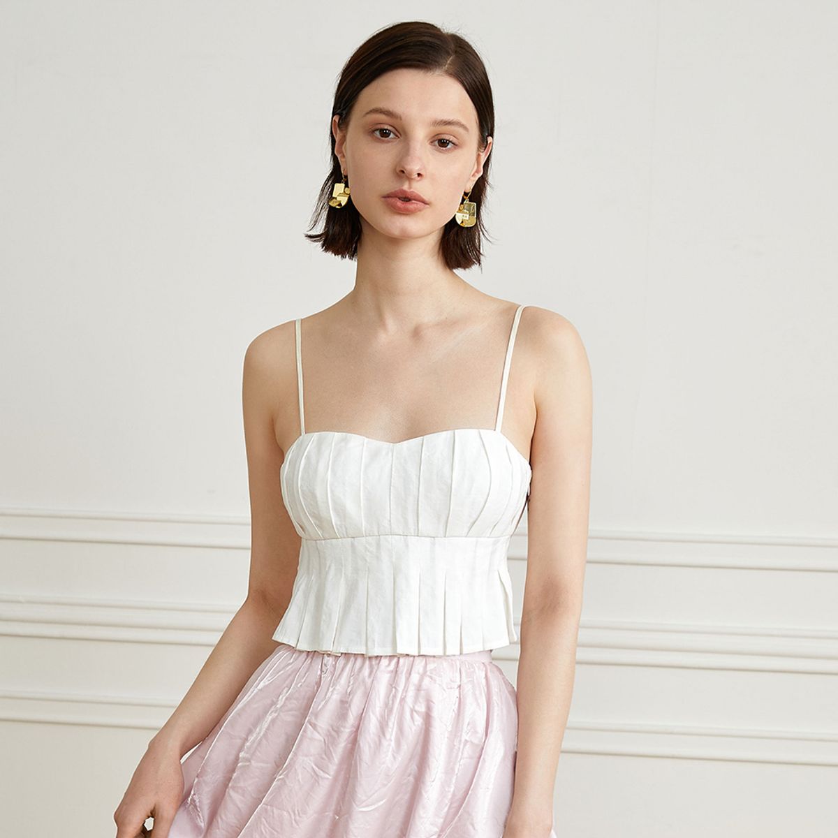 와이와이아이엠(YYIAM) YY_Frill trim white top