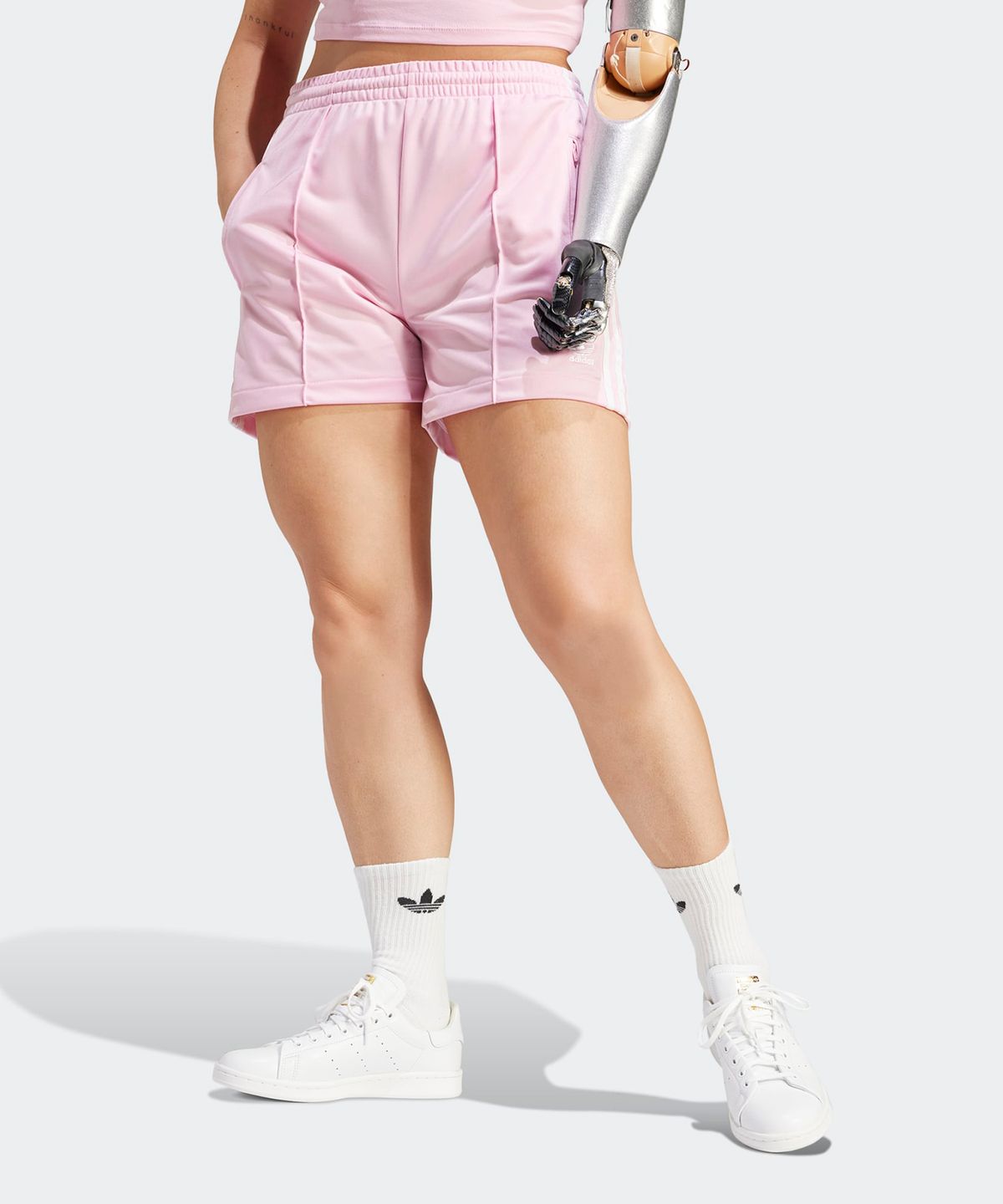 아디다스(ADIDAS) 파이어버드 숏 팬츠 - 핑크 / IN6284