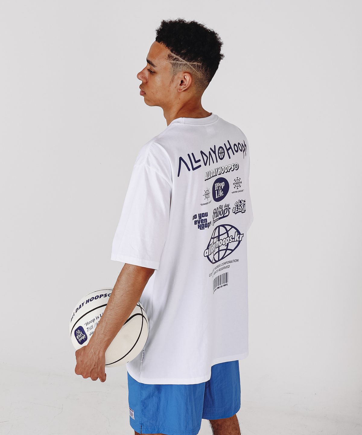 올데이훕스(ALL DAY HOOPS) 후프 S2 로고 반팔티 화이트